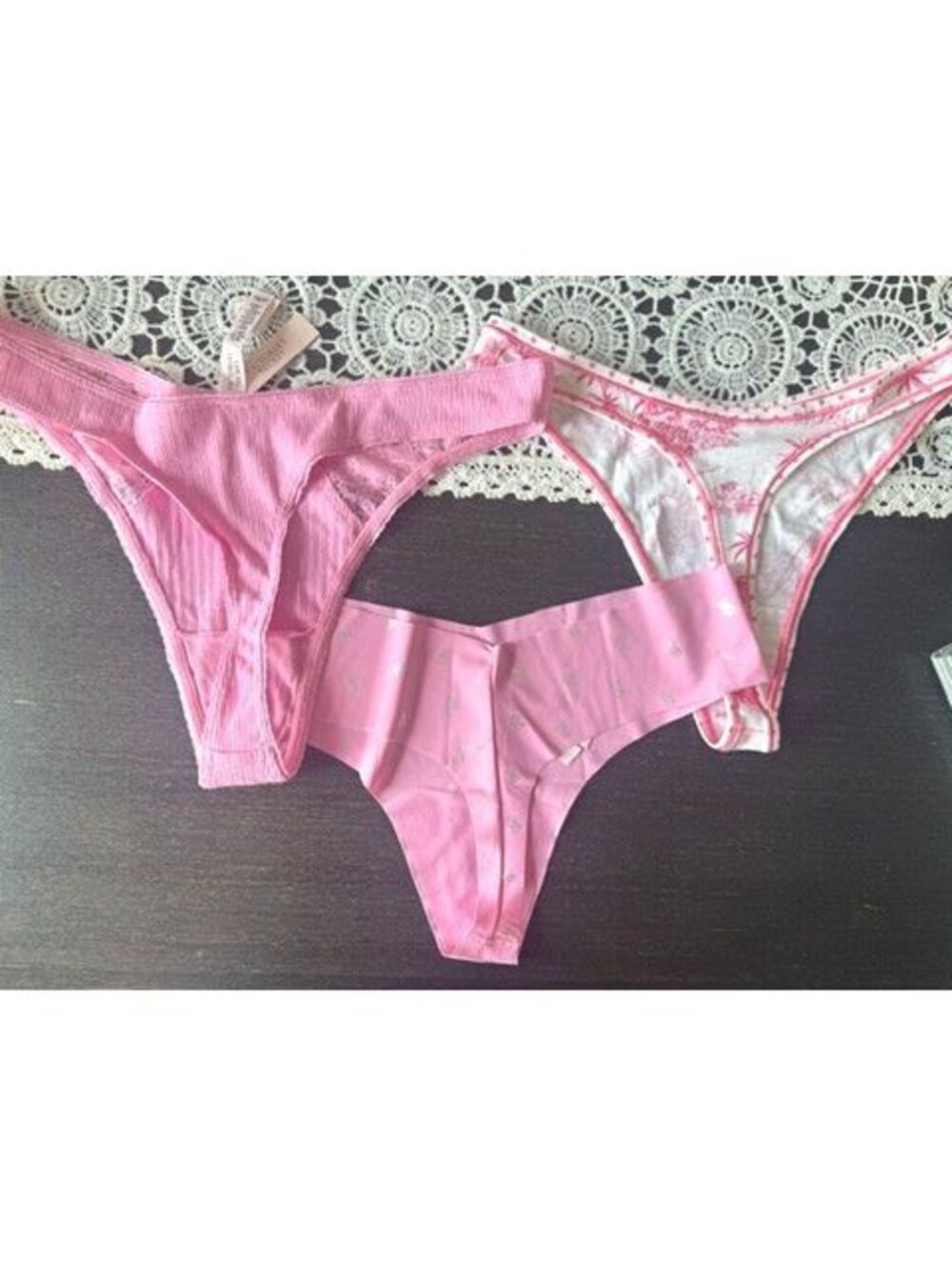 NWT Victoria's Secret thongs/cheeky pink panties 3 pair size Large - NEW!